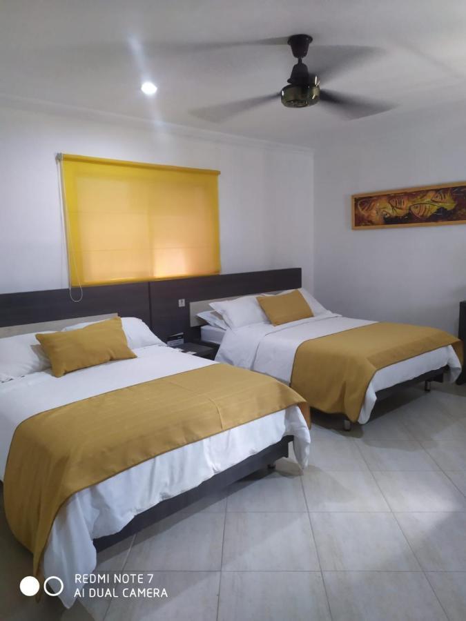 מונטריה Hotel La Casa 1 מראה חיצוני תמונה