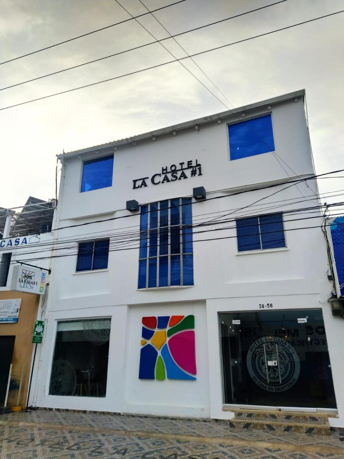 מונטריה Hotel La Casa 1 מראה חיצוני תמונה