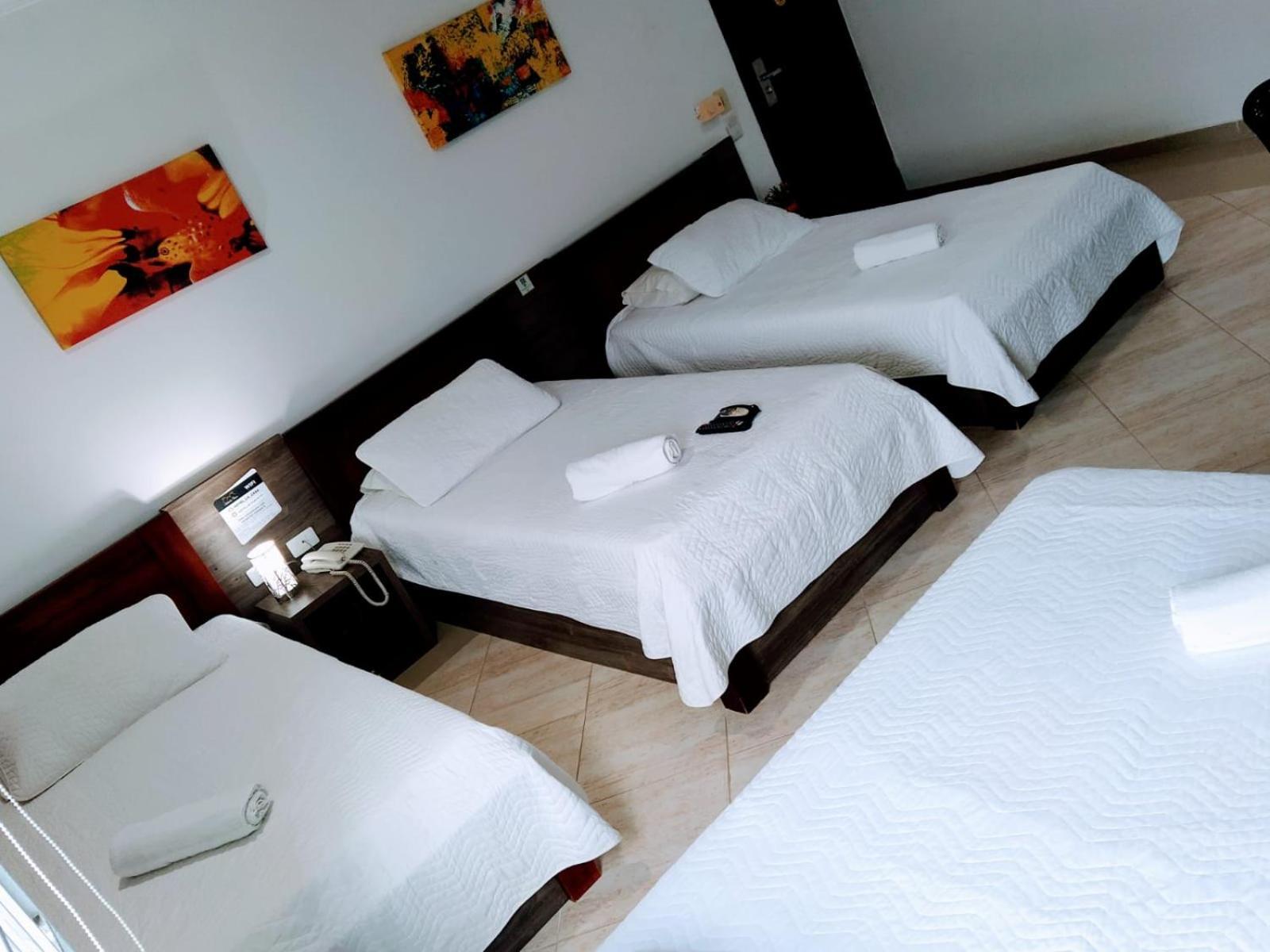 מונטריה Hotel La Casa 1 מראה חיצוני תמונה