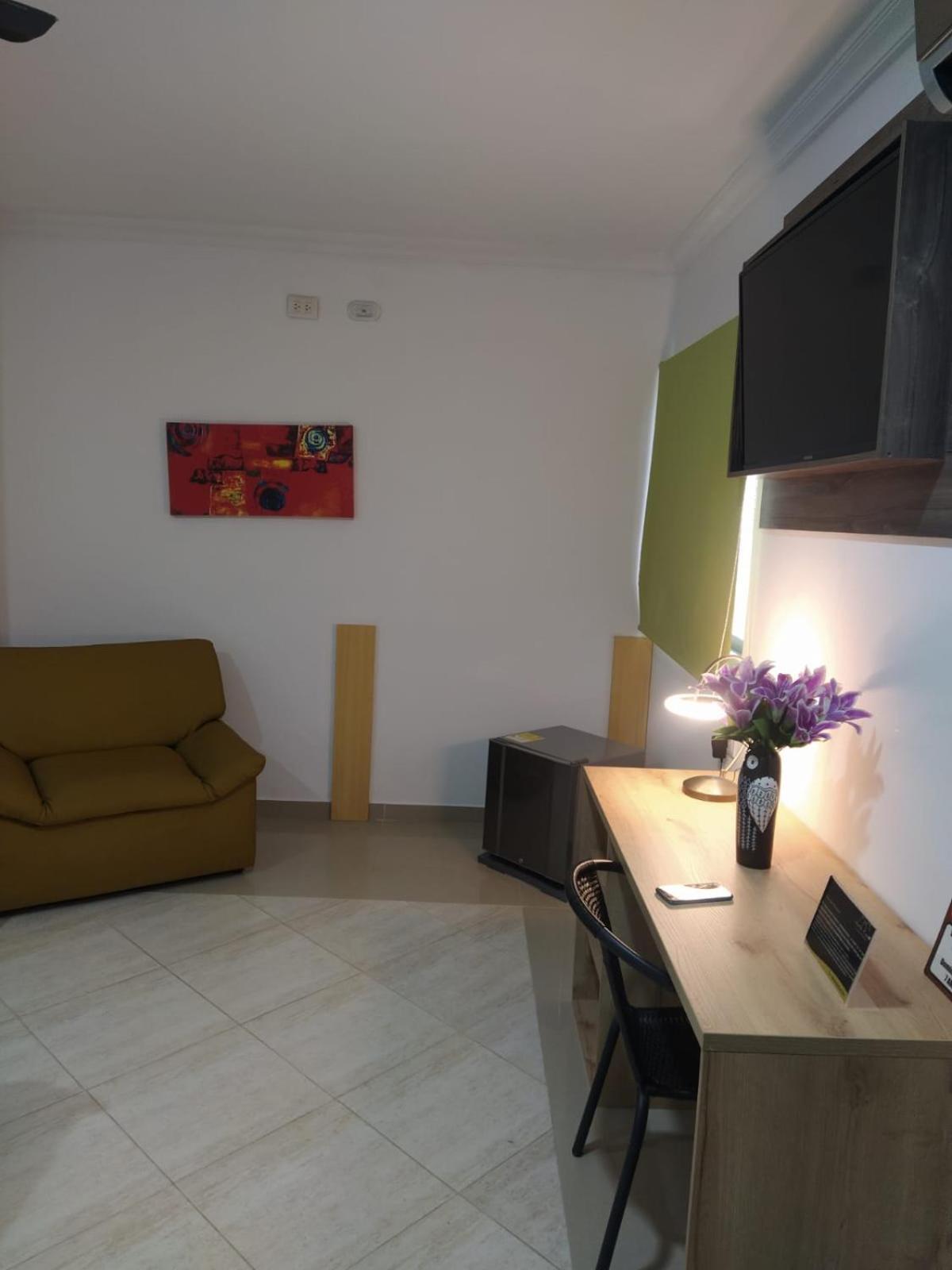 מונטריה Hotel La Casa 1 מראה חיצוני תמונה